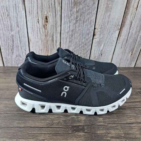 On Cloud 5 Slip On Bungee Lace Running Shoes Black White Women's Sz 9.5 (GUC) - Picture 3 of 9